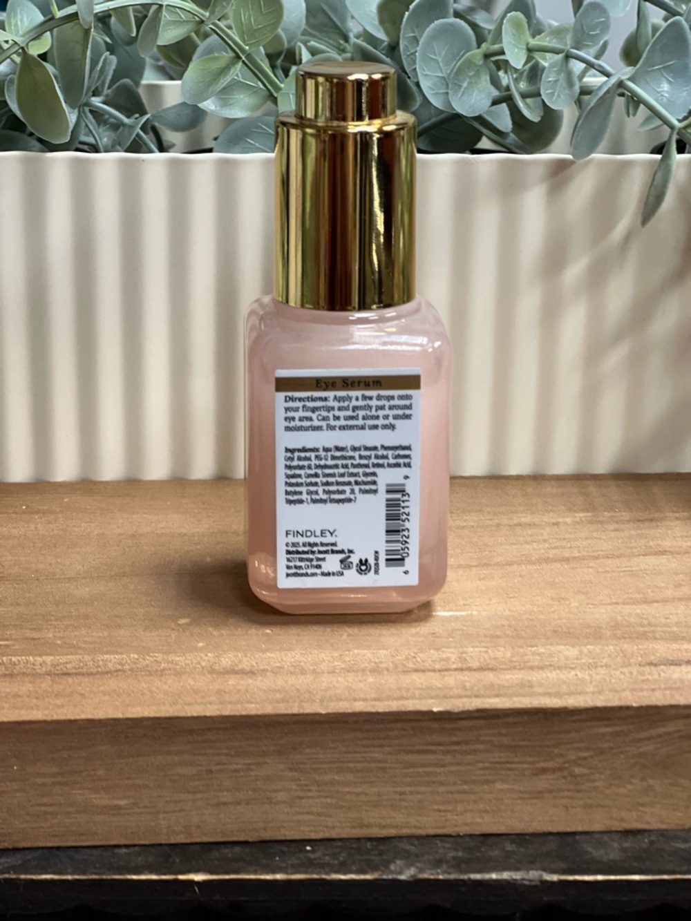 Findley Smooth Radiance Peptides & Vitamin C Eye Serum - Picture 2 of 2